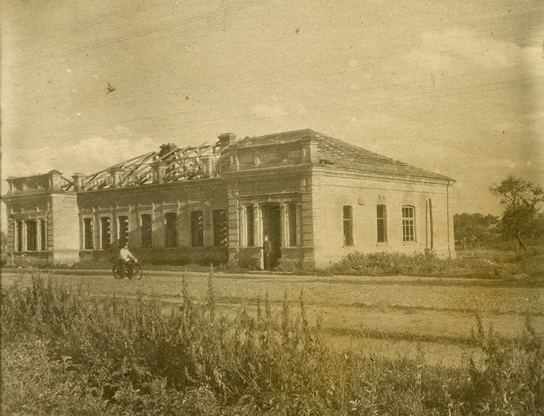 здание музея в 1948-1950.jpg